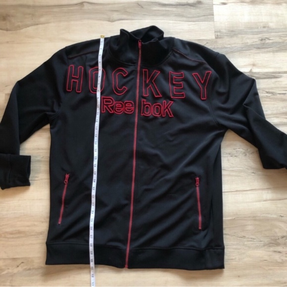 Black & Red HOCKEY Reebok Sweater - Picture 3 of 7